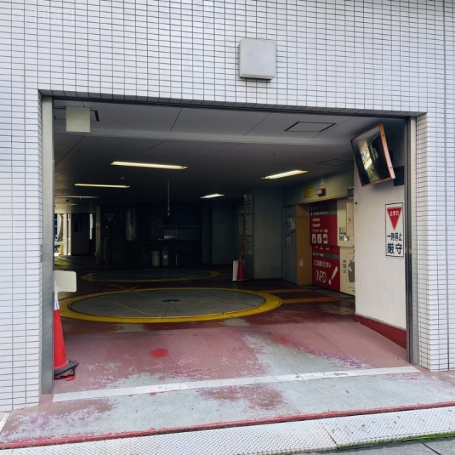 大橋ビル　駐車場