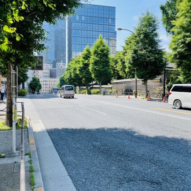 お茶の水プラザ ビル前面道路 中山道