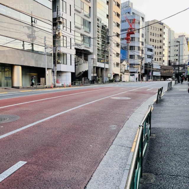 松本ビル ビル前面道路