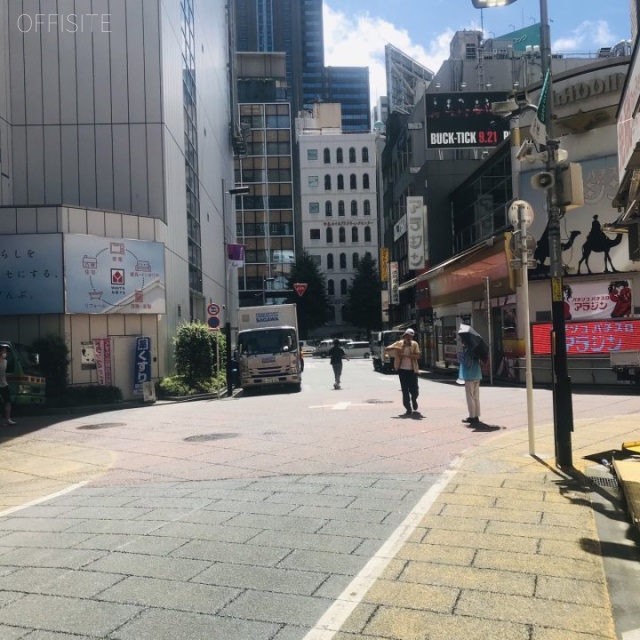 第2セイコービル ビル前面道路