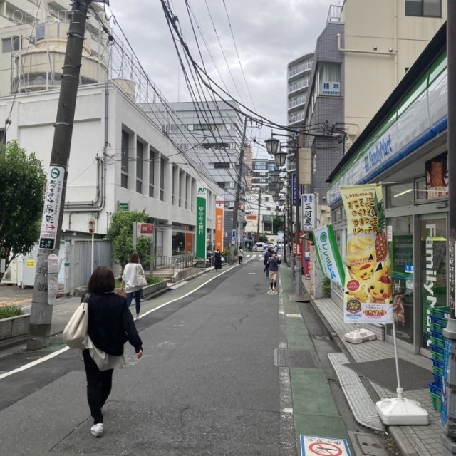 サンハイツ中野 ビル前面道路