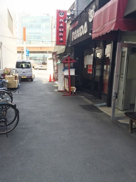 岩本町駅前ビル ビル前面道路