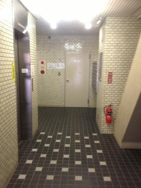 麻布台ロイヤルプラザビル 画像