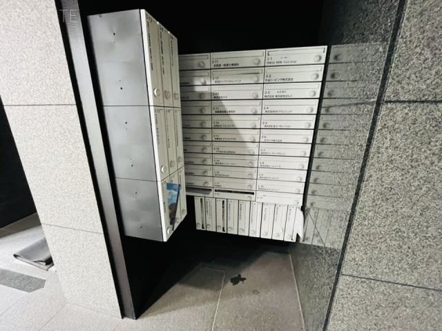 リードシー八丁堀 エントランス