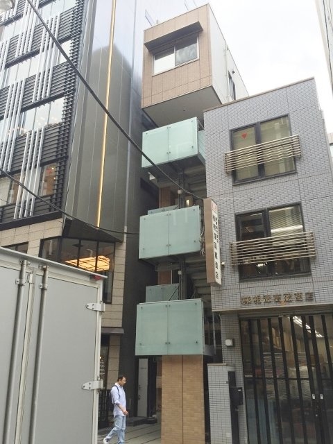 シャテニエ神田 外観