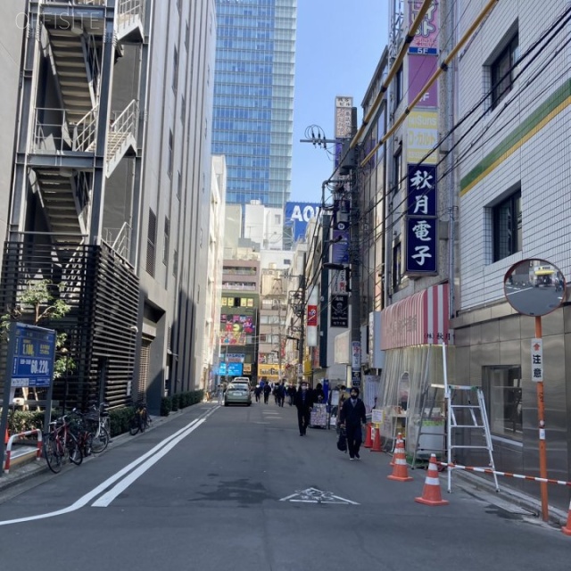 第3電波ビル ビル前面道路