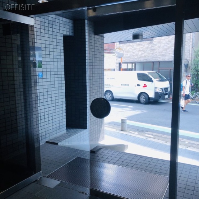 ハイツ赤坂 エントランス