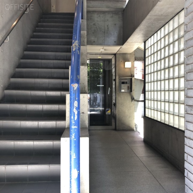 サンコーノビル エントランス
