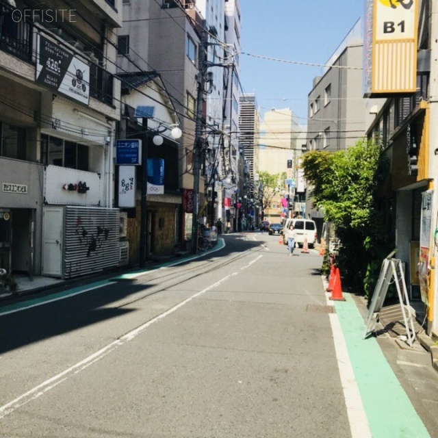 フルール橘 ビル前面道路