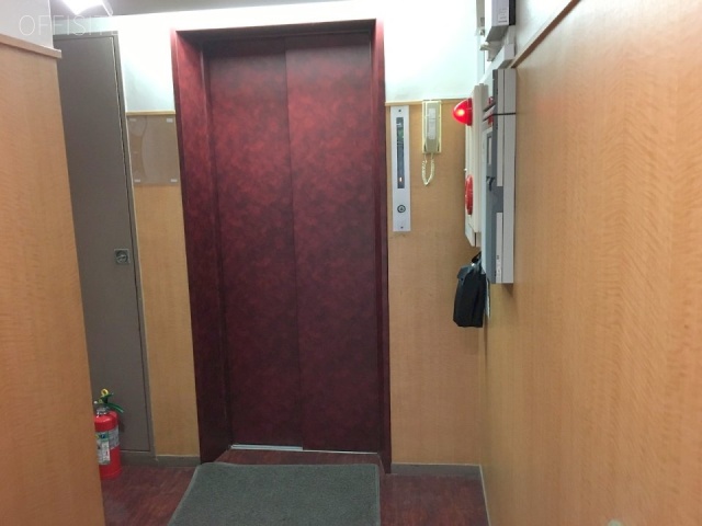 新商日本橋ビル 3階 21.89坪　エレベーター