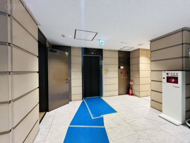 虎ノ門実業会館四谷ビル　エントランス