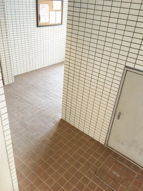 ティアラホームビル 画像