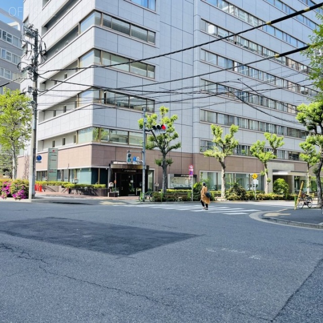 日本橋小網町ビル ビル前面道路