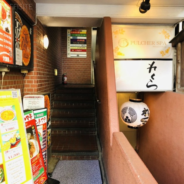 ウィンド赤坂ビル エントランス