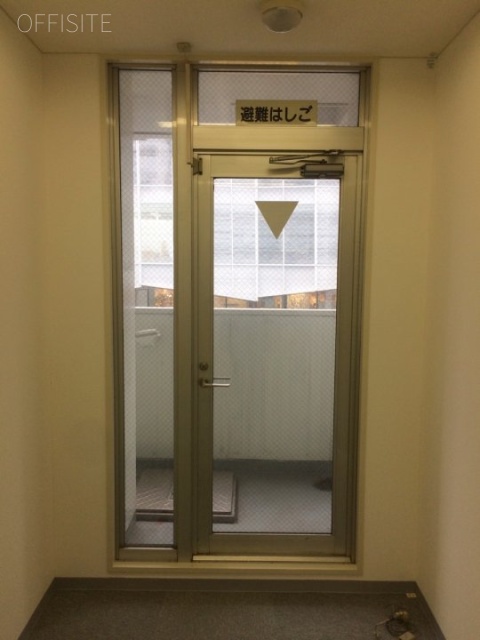 銀座中央通りビル 室内