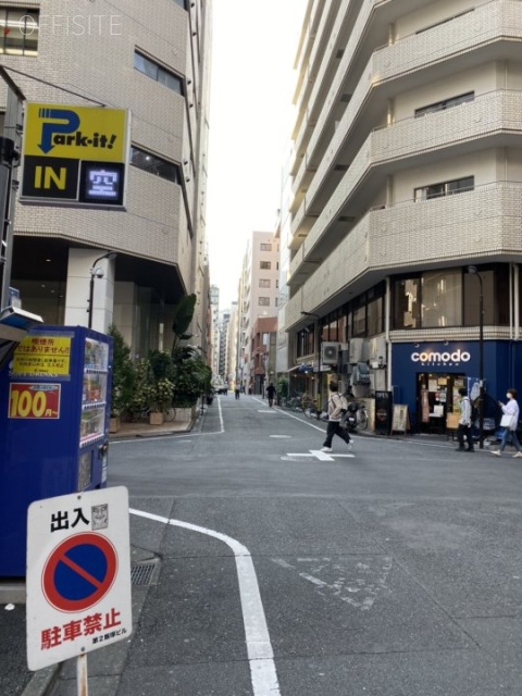 第二飯塚ビル ビル前面道路