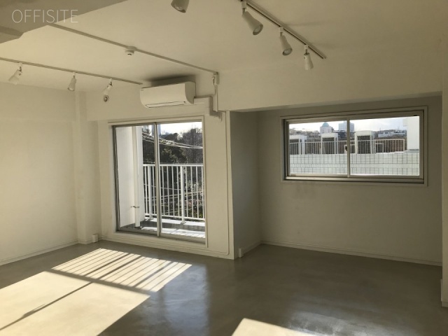 ケンハーバー 401号室 室内