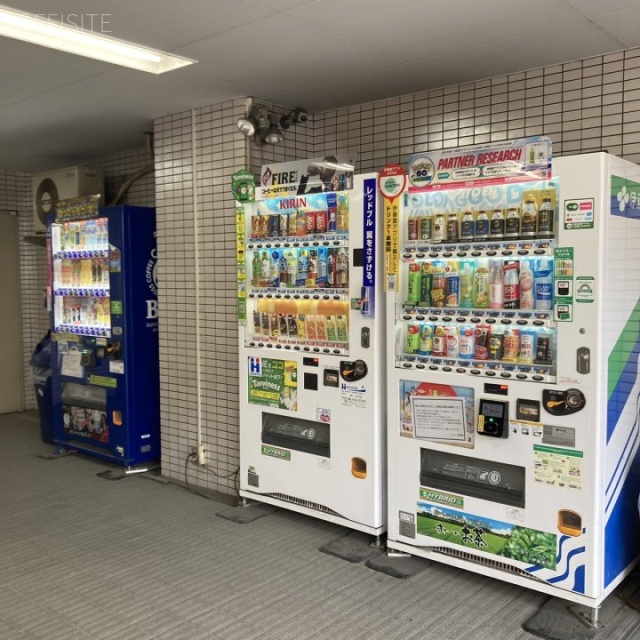 YCC高輪ビル 自動販売機