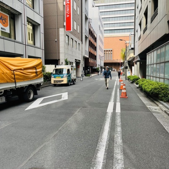 銀座川岐ビル 前面道路