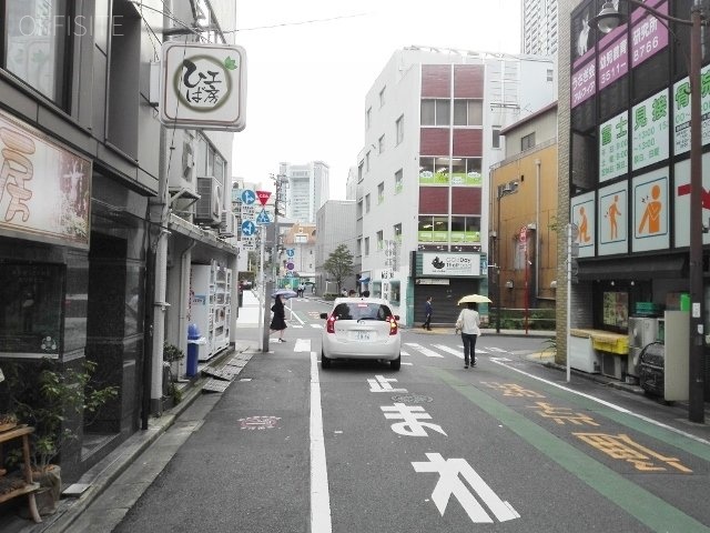 第5日東ビル ビル前面道路