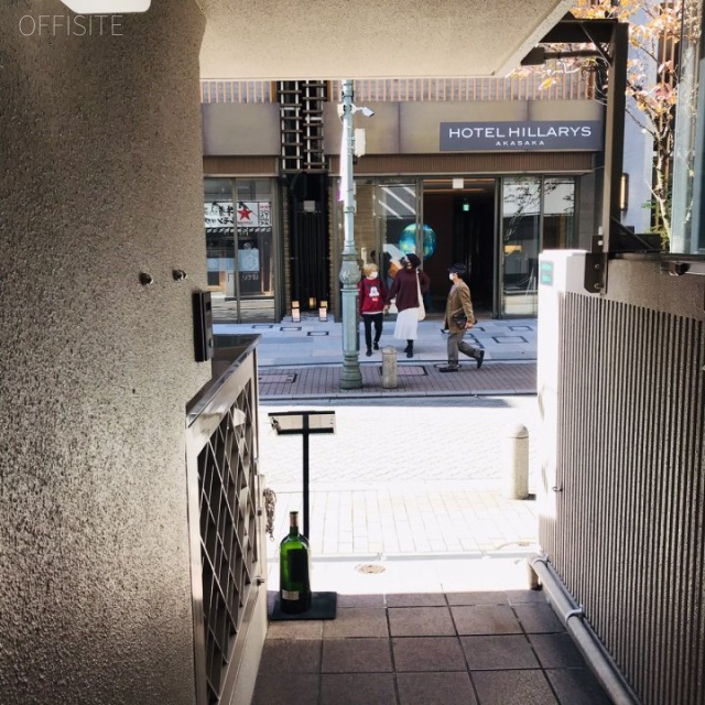 赤坂楓庵ビル エントランス