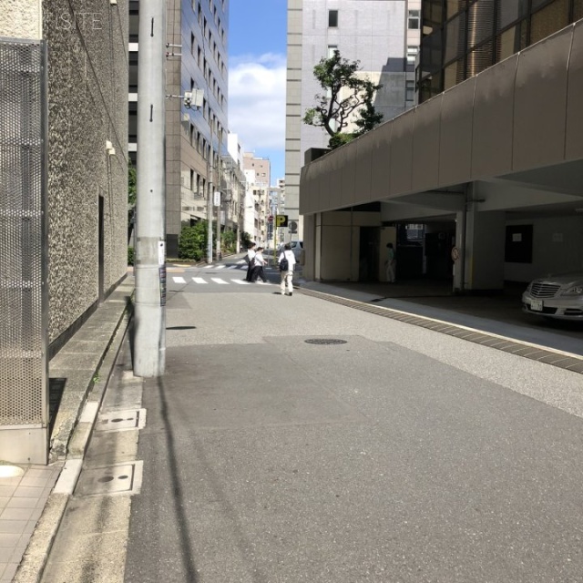 千洋ビル ビル前面道路