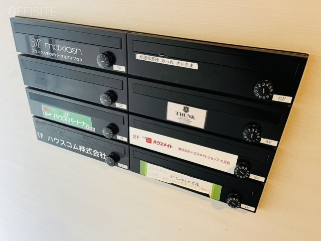 TS-114ビル エントランス