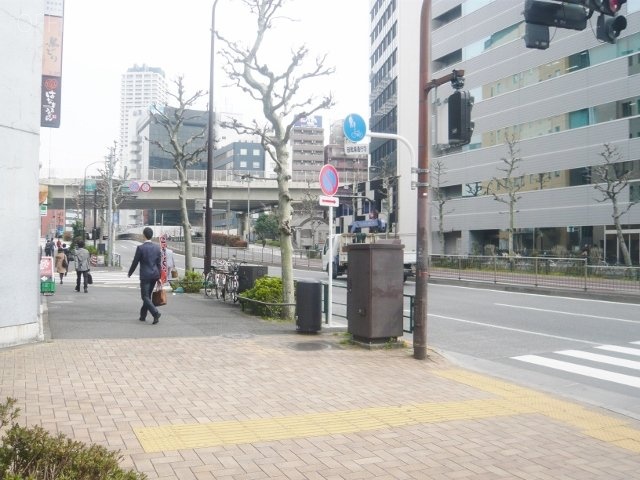 木村実業第3ビル ビル前面道路