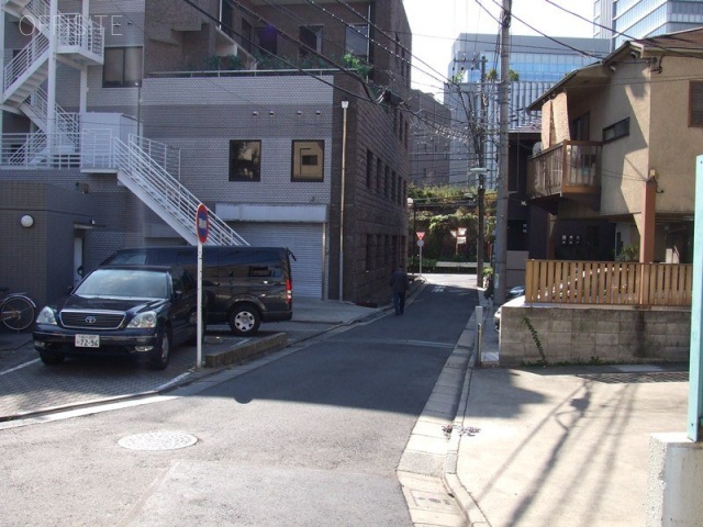 荏原ビル 前面道路