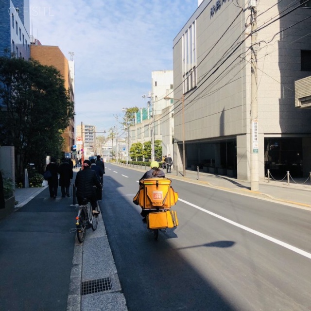 一口坂TSビル ビル前面道路