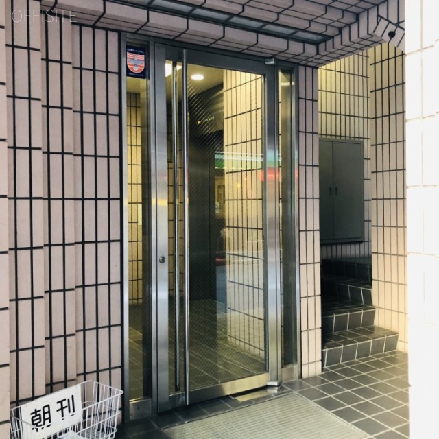 國竹ビル エントランス