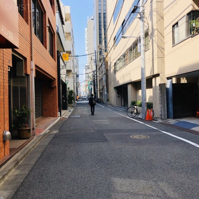 古川ビル ビル前面道路