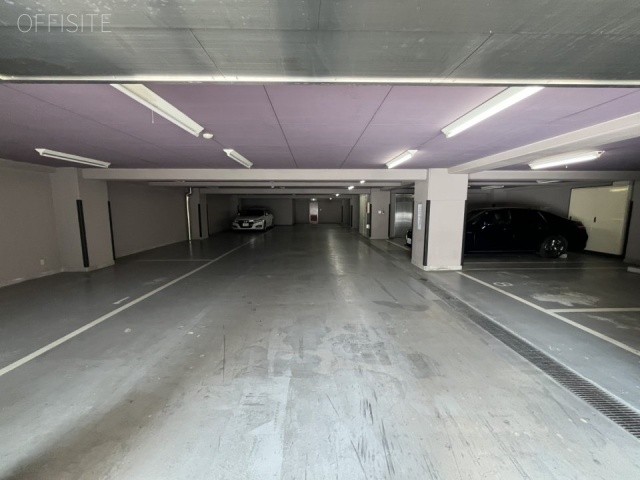 西新宿ミノシマビル　駐車場