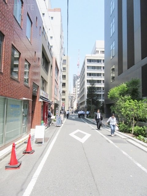 MARYSOLビル ビル前面道路