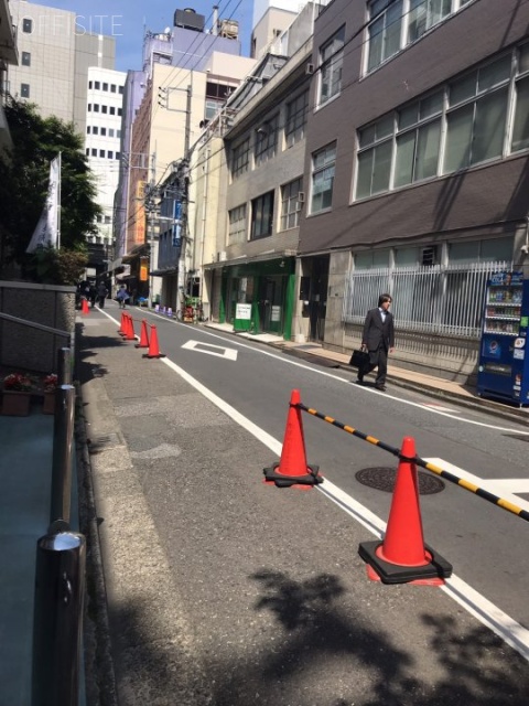 ALビル(ハローオフィス御徒町) ビル前面道路
