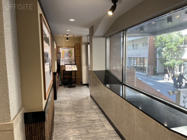 久米ビル　エントランス