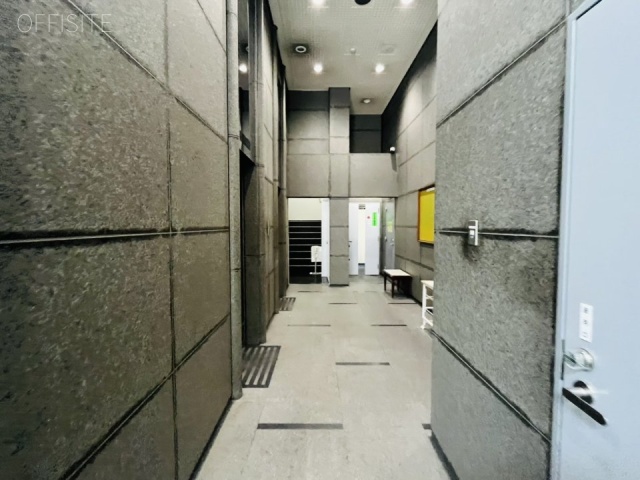 日本橋ピアザビル　エントランス