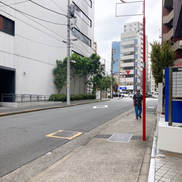 翔和須田町ビルⅡ 前面道路
