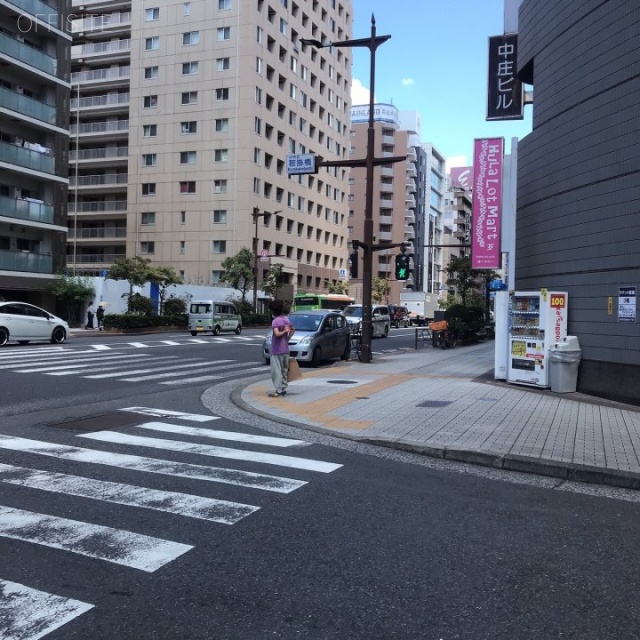 にほんばしゼニットビル ビル前面道路