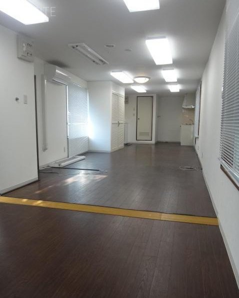 キャロルリーフ表参道ビル 画像