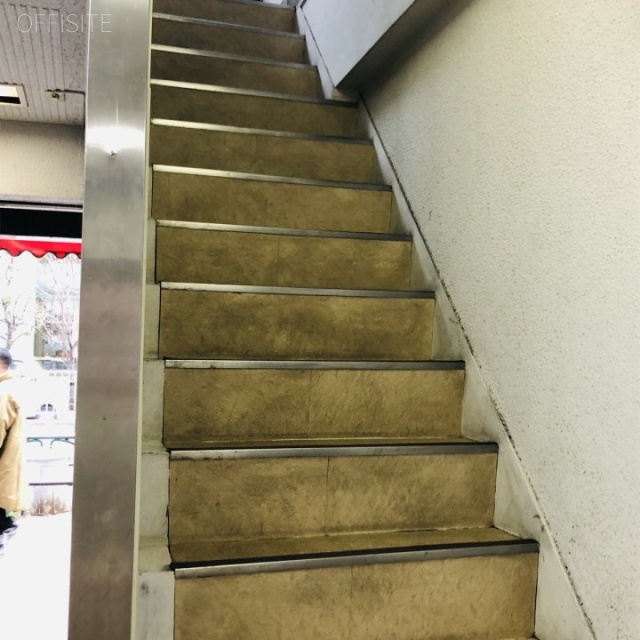 住報渋谷ビル エントランス