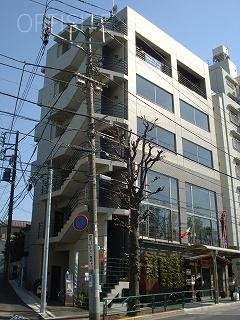 幸来路(シンライルー)ビル 外観