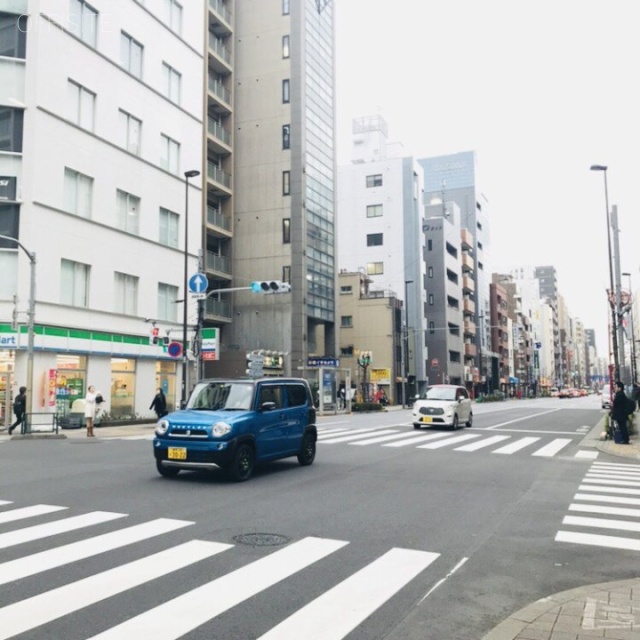 ザイマックス東上野ビル ビル前面道路