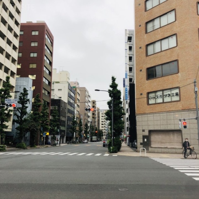 アイアンビル ビル前面道路 水天宮物通り