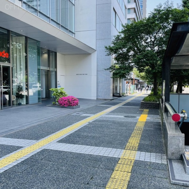 名古屋錦フロントタワー　前面歩道