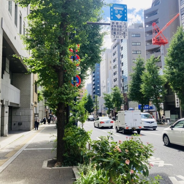 本郷大原ビル 本郷通り