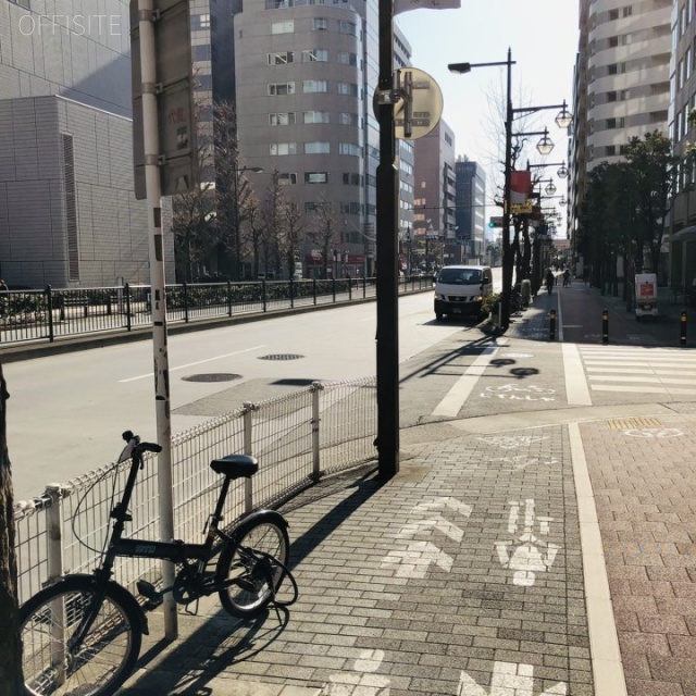 CIC池袋ビル 劇場通りに面してます