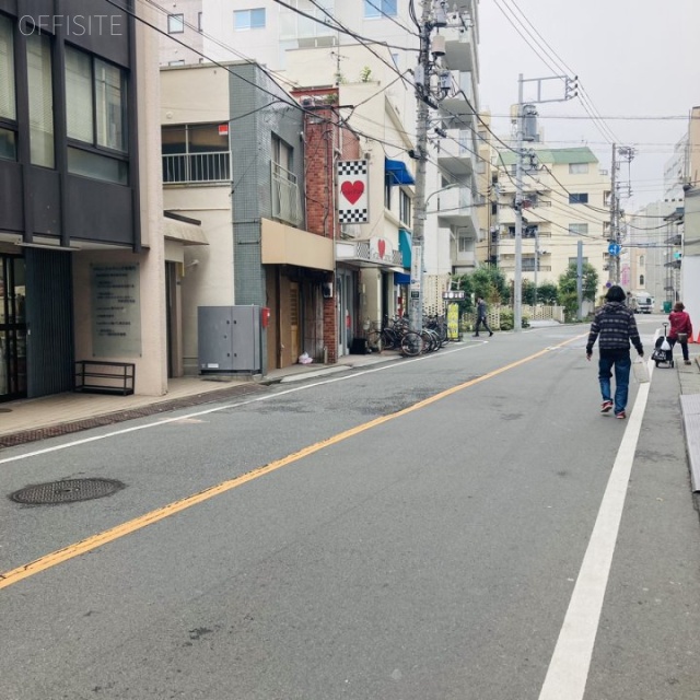 遠藤ビル ビル前面道路