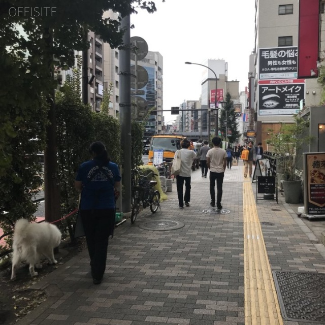 ジェイパーク恵比寿Ⅲアルティマ ビル前面道路