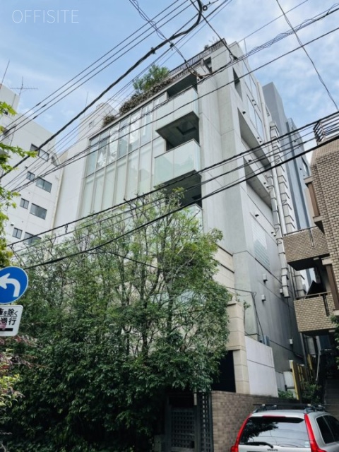 ユニマットハイダウェイビル 外観